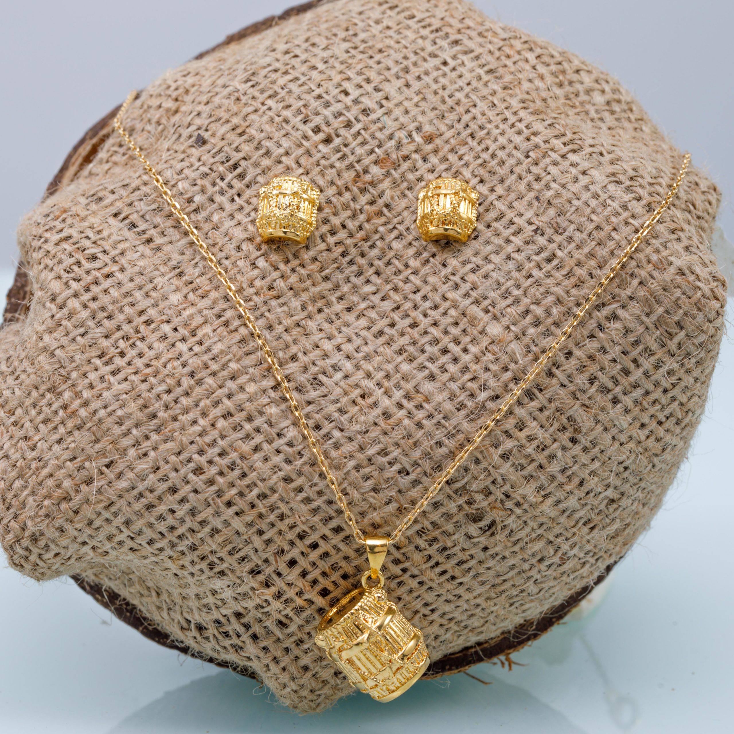 Parure antillais, Parure tambour ka | bijoux antillais traditionnel
