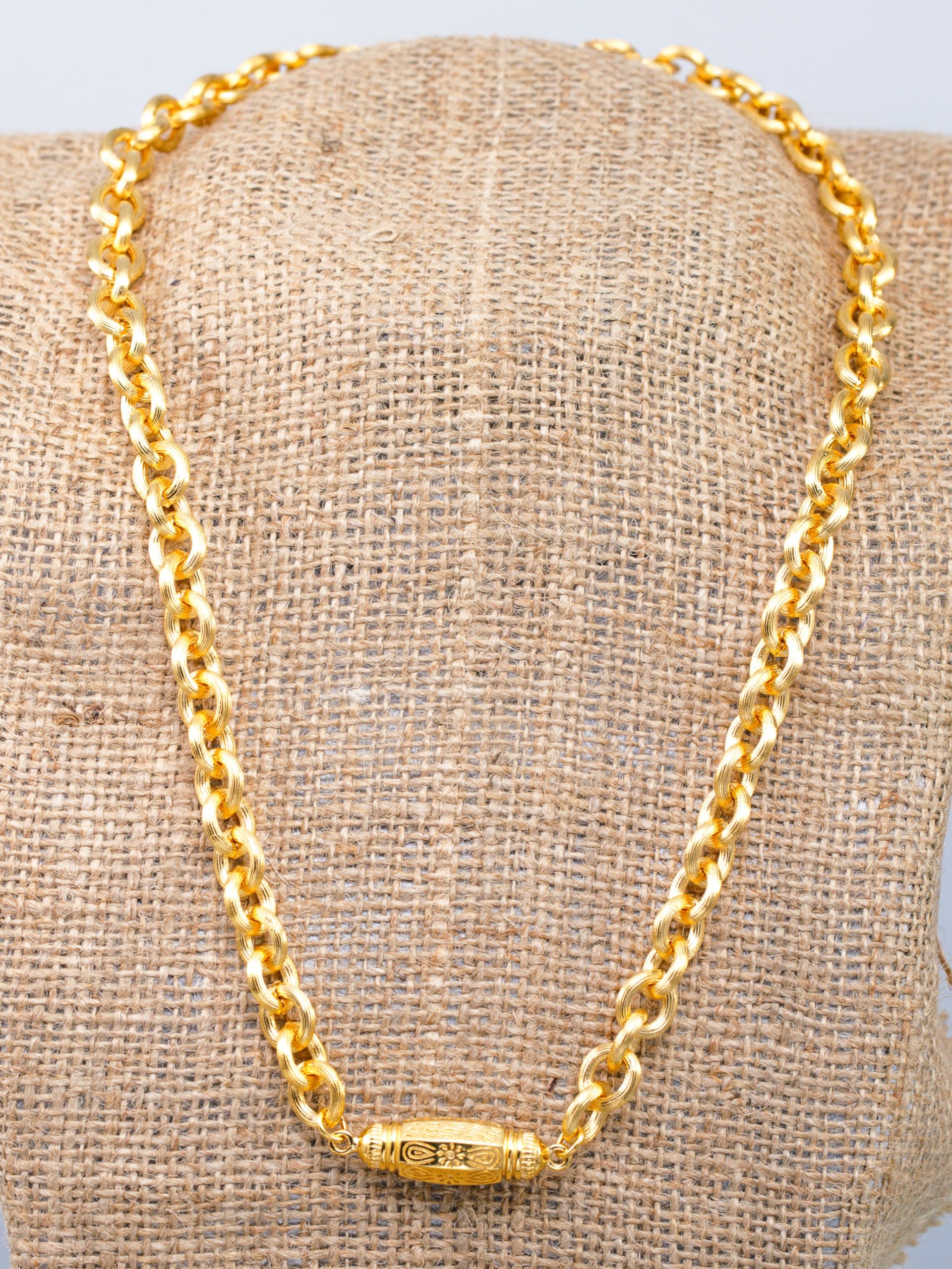 bijoux artisanaux guadeloupe, Collier en chaînon relié ou collier forçat antillais avec barillet